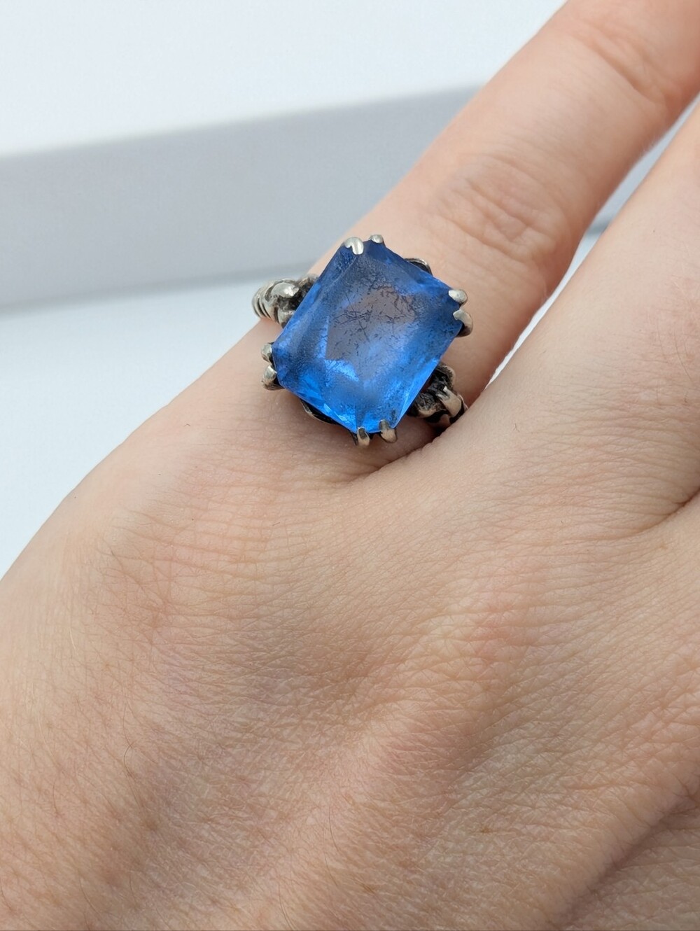 Antique Art Deco 925 sterling silver blue glass rhinestone ring - Picture 3 of 9